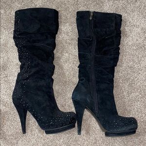 Knee-high Black Boots